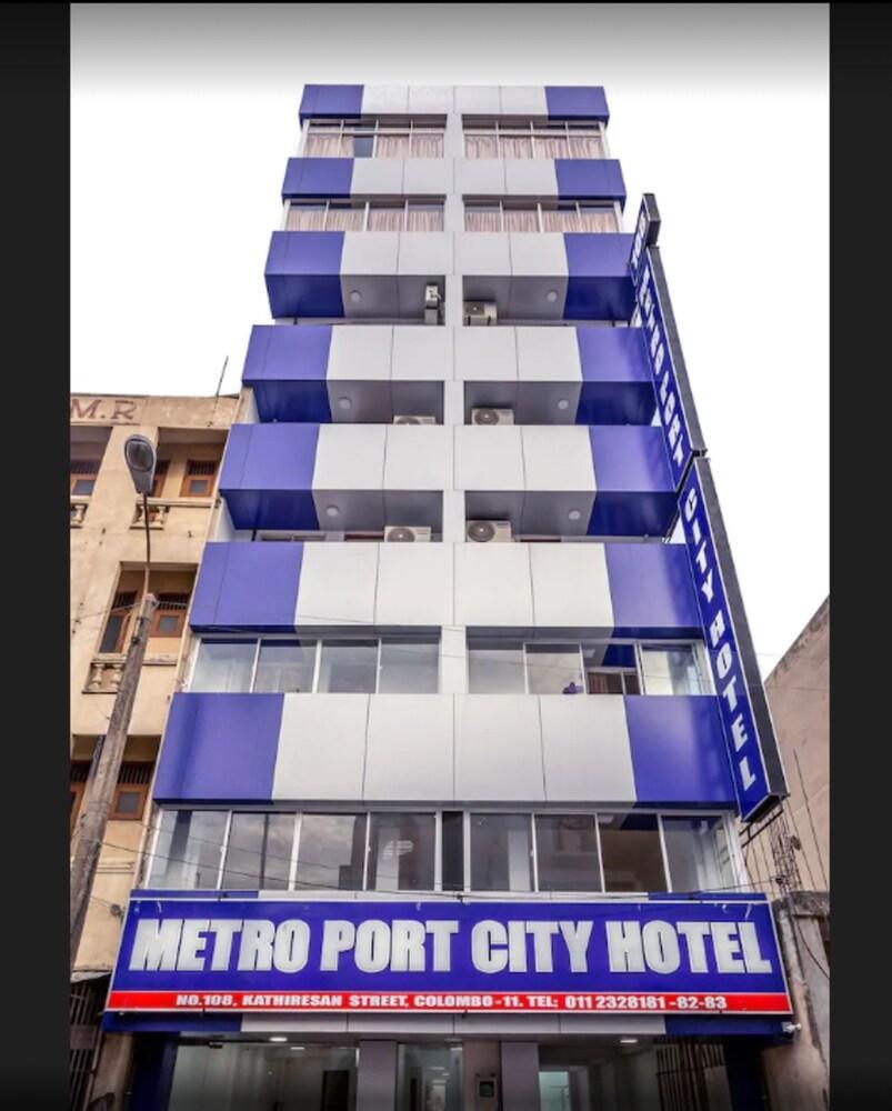 Metro Port City Hotel Colombo Exterior photo