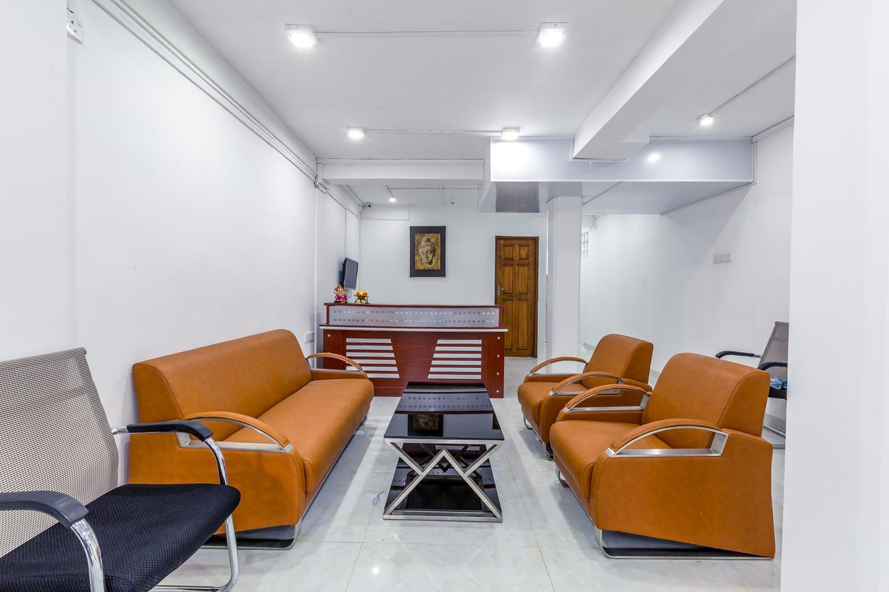 Metro Port City Hotel Colombo Exterior photo